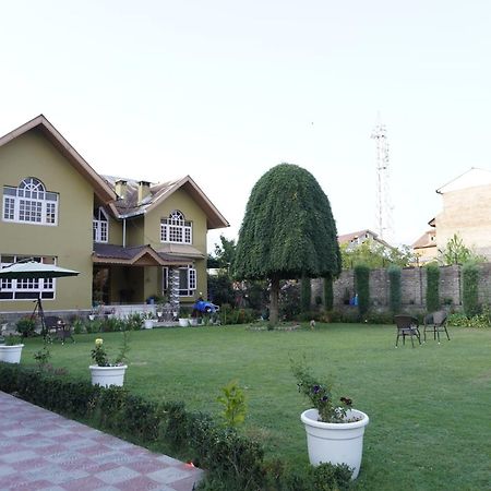 Farsal Villa Srīnagar Exteriör bild